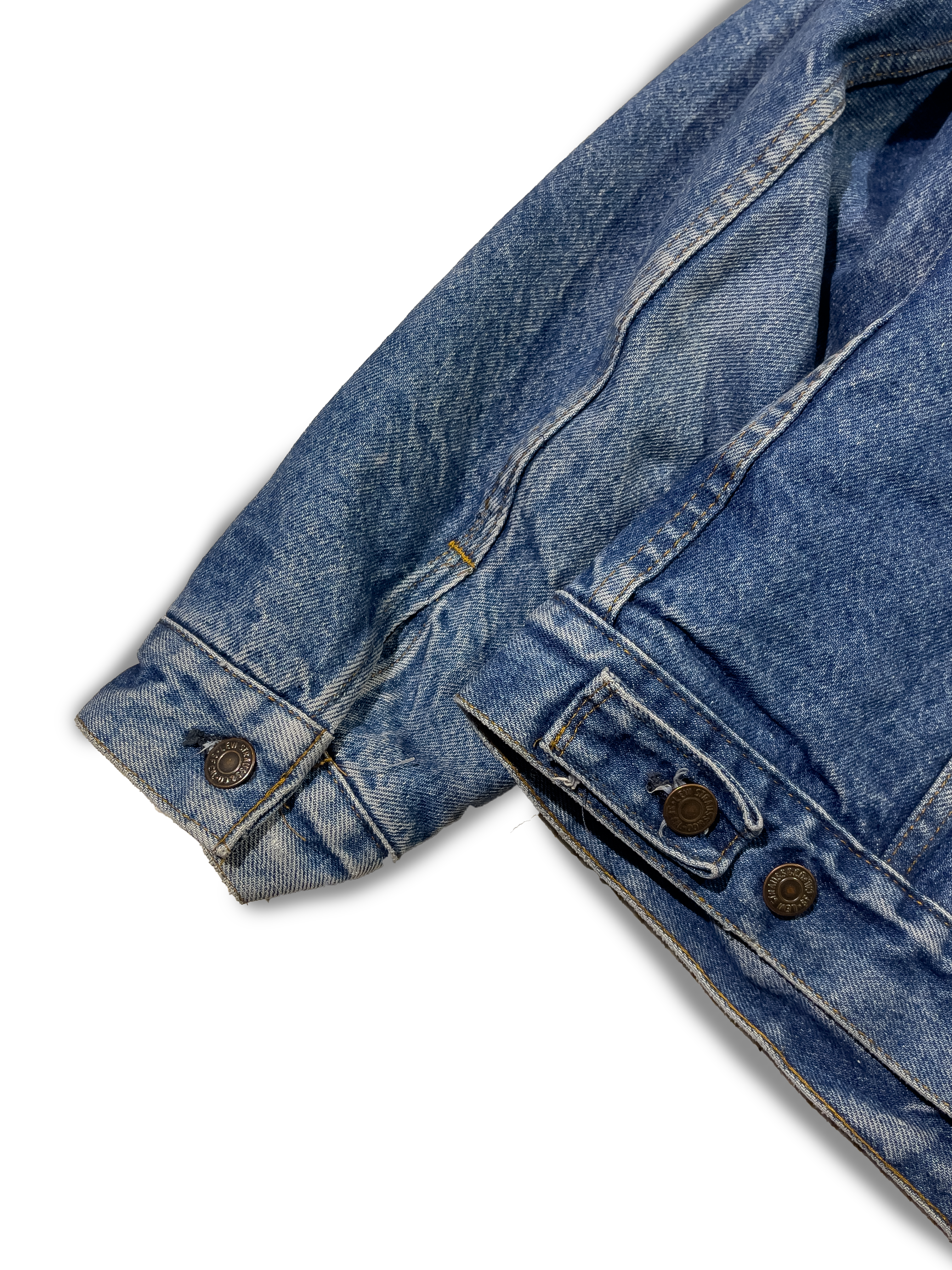 LEVI'S DENIM JACKET (M)